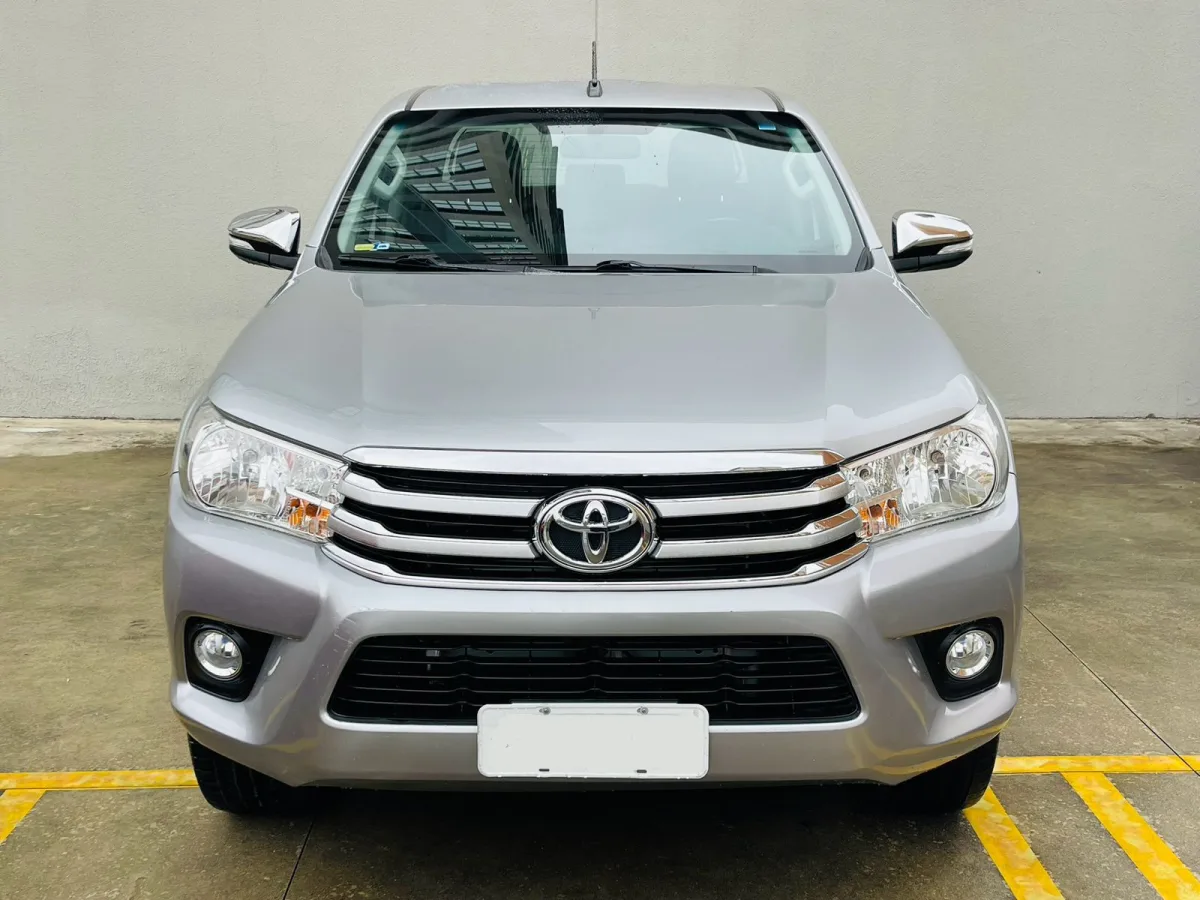 TOYOTA HILUX 2016 — Bernardo Autos Taubaté — foto 2