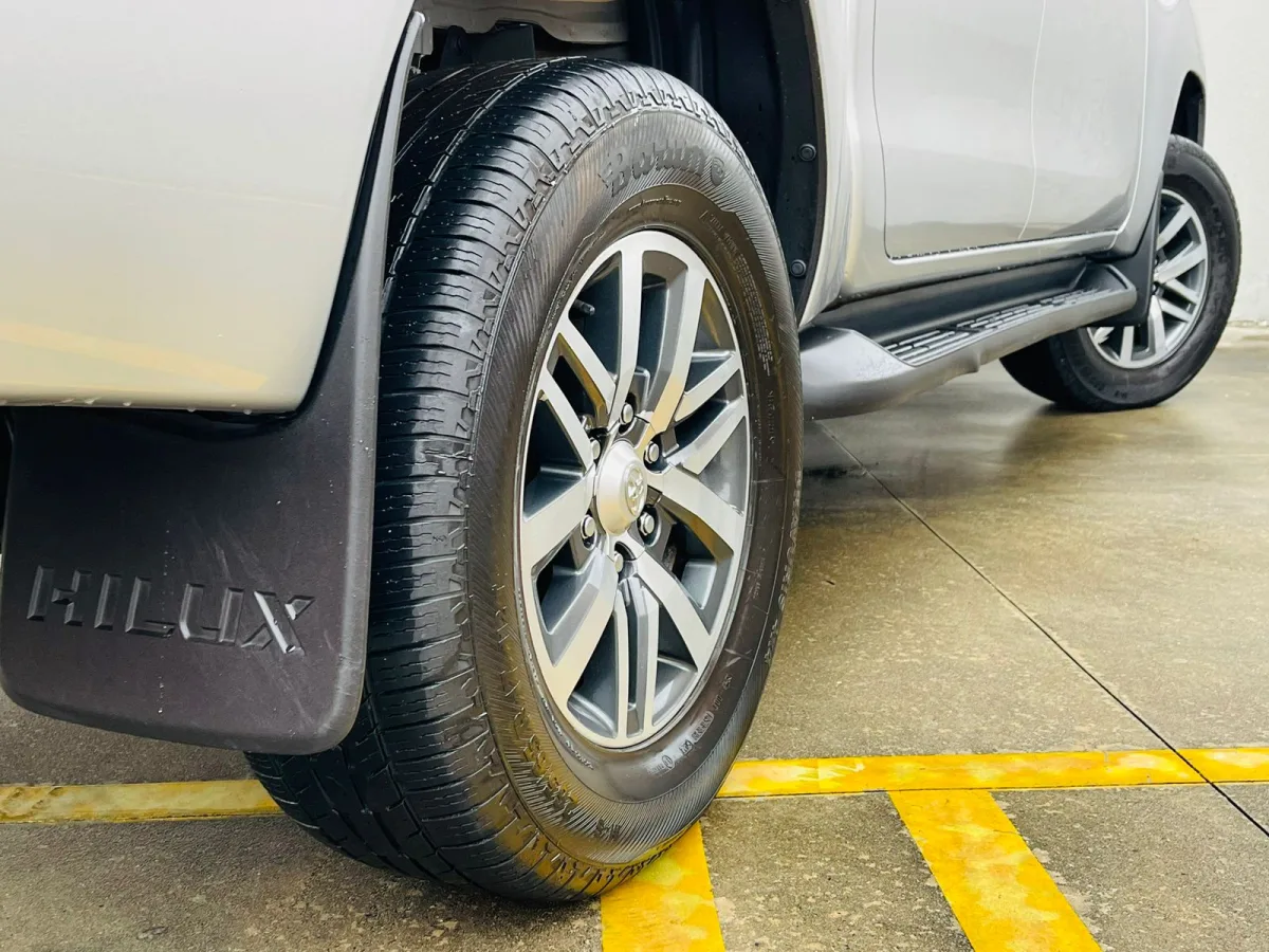 TOYOTA HILUX 2016 — Bernardo Autos Taubaté — foto 5