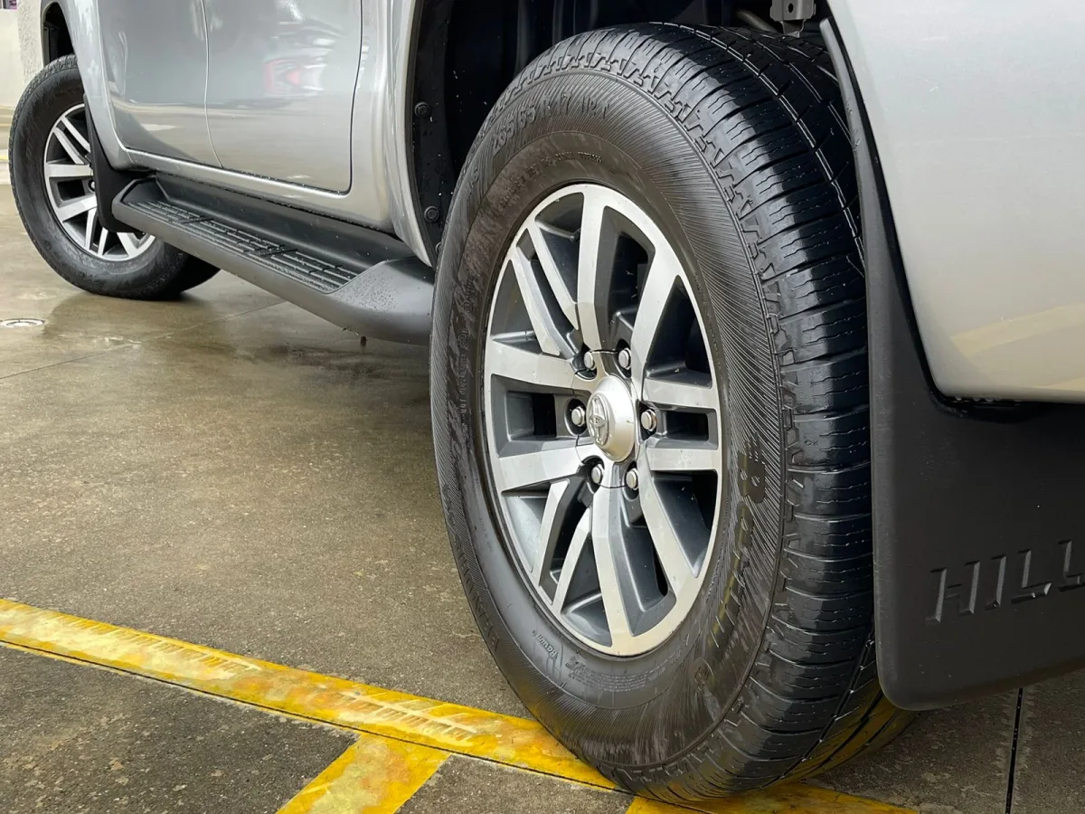 TOYOTA HILUX 2016 — Bernardo Autos Taubaté — foto 9