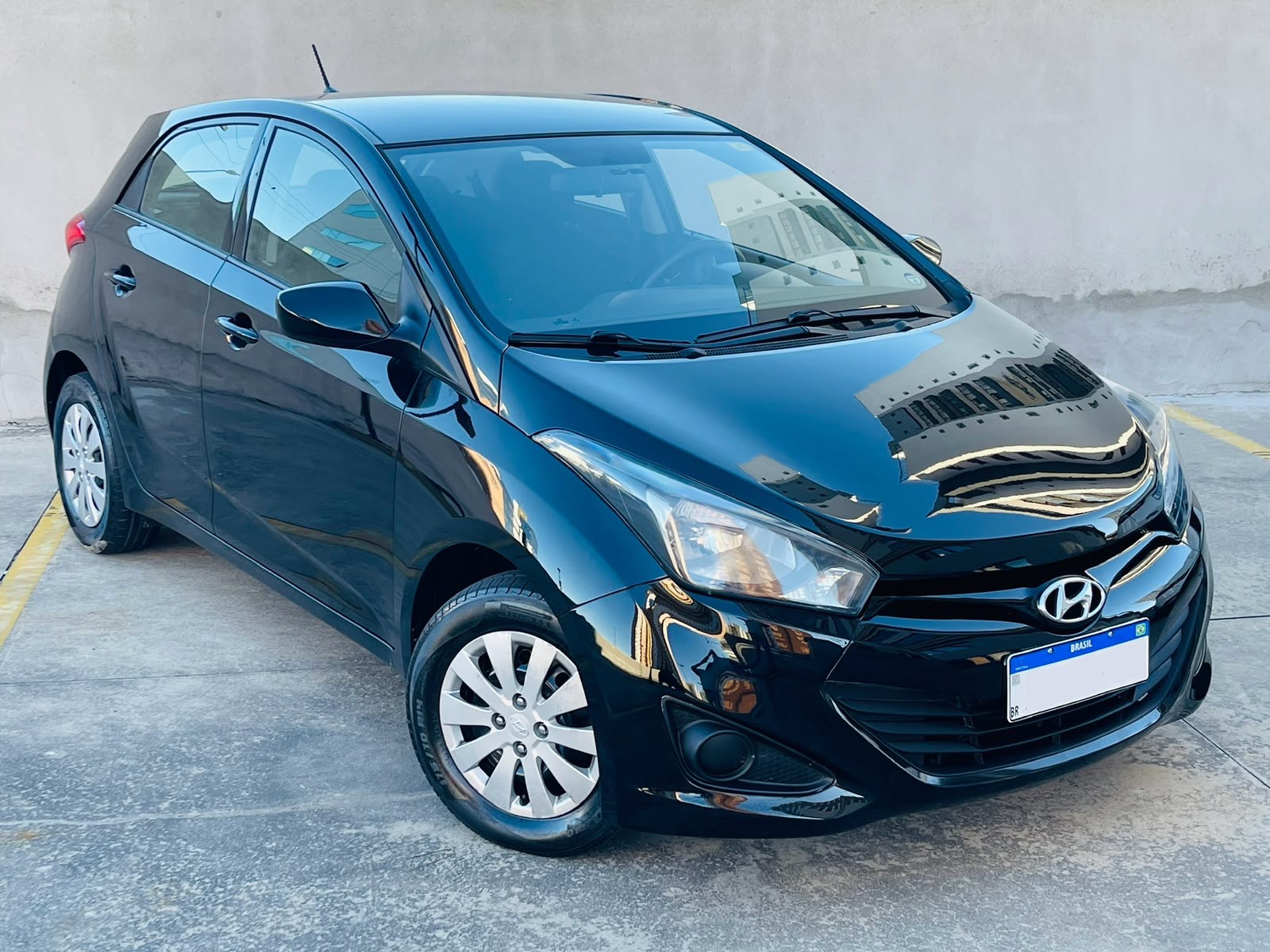 HYUNDAI HB20 1.0 2015 — Bernardo Autos Taubaté