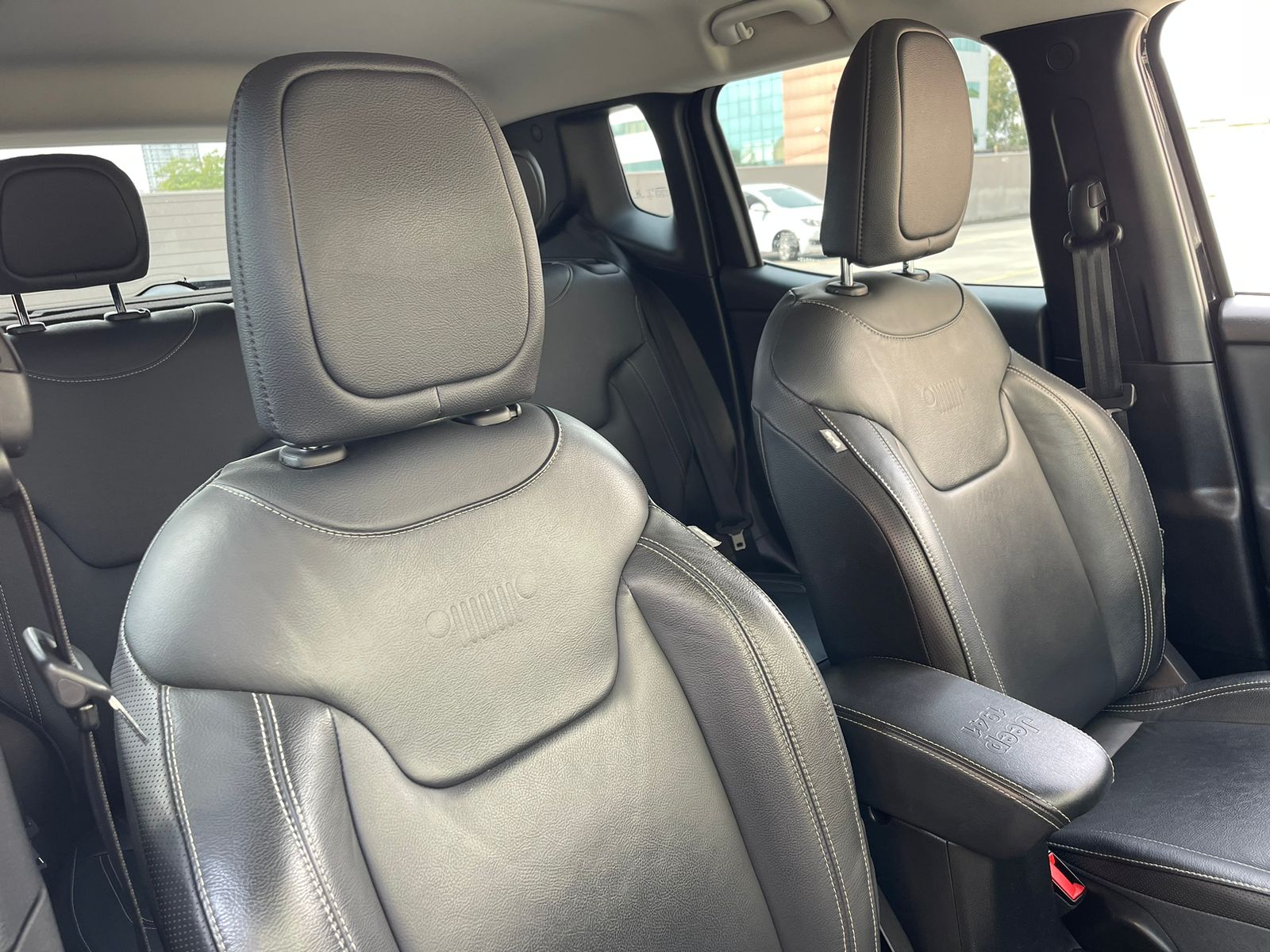 JEEP RENEGADE 2022 — Bernardo Autos Taubaté — foto 13