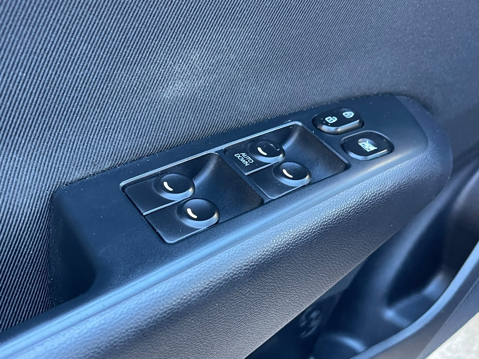 HYUNDAI hb20 2015 — Bernardo Autos Taubaté — foto 5