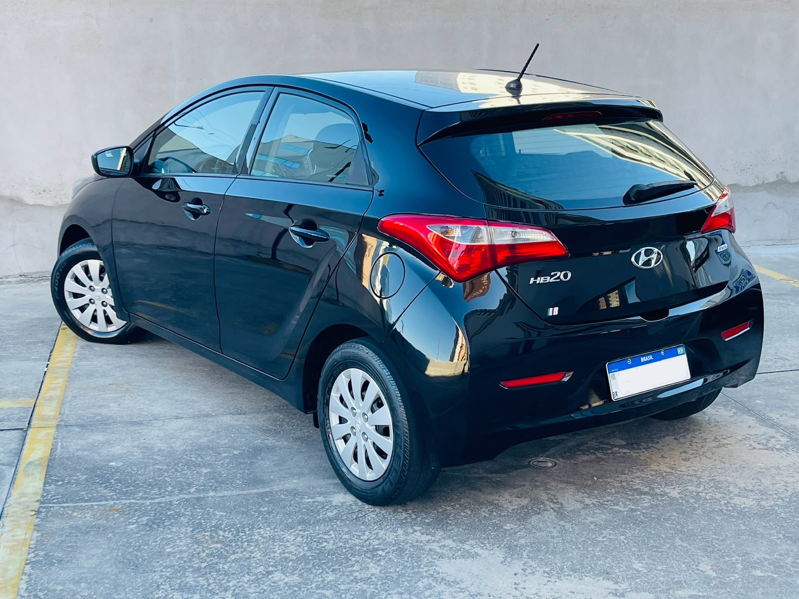 HYUNDAI hb20 2015 — Bernardo Autos Taubaté — foto 19